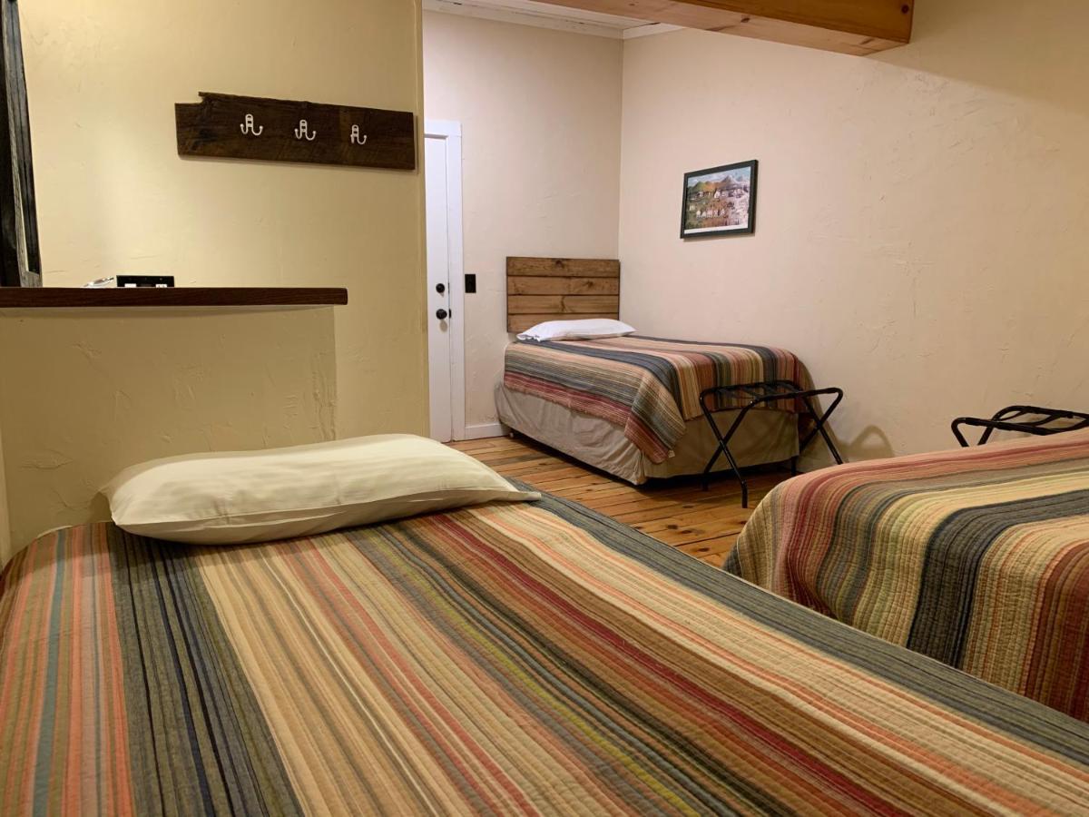 Trailside Inn Килингтън Екстериор снимка