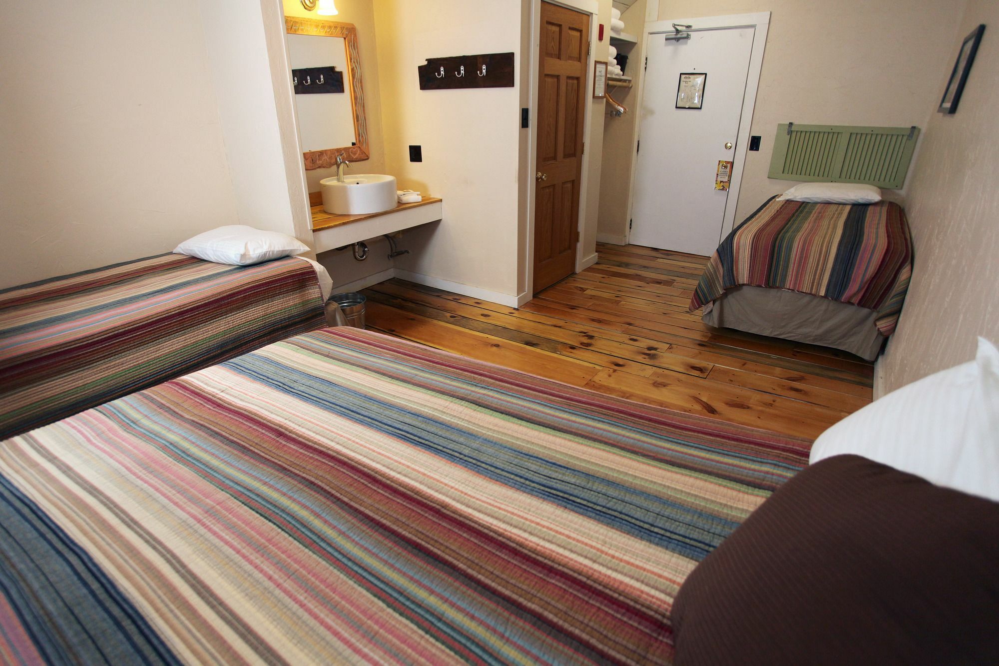Trailside Inn Килингтън Екстериор снимка